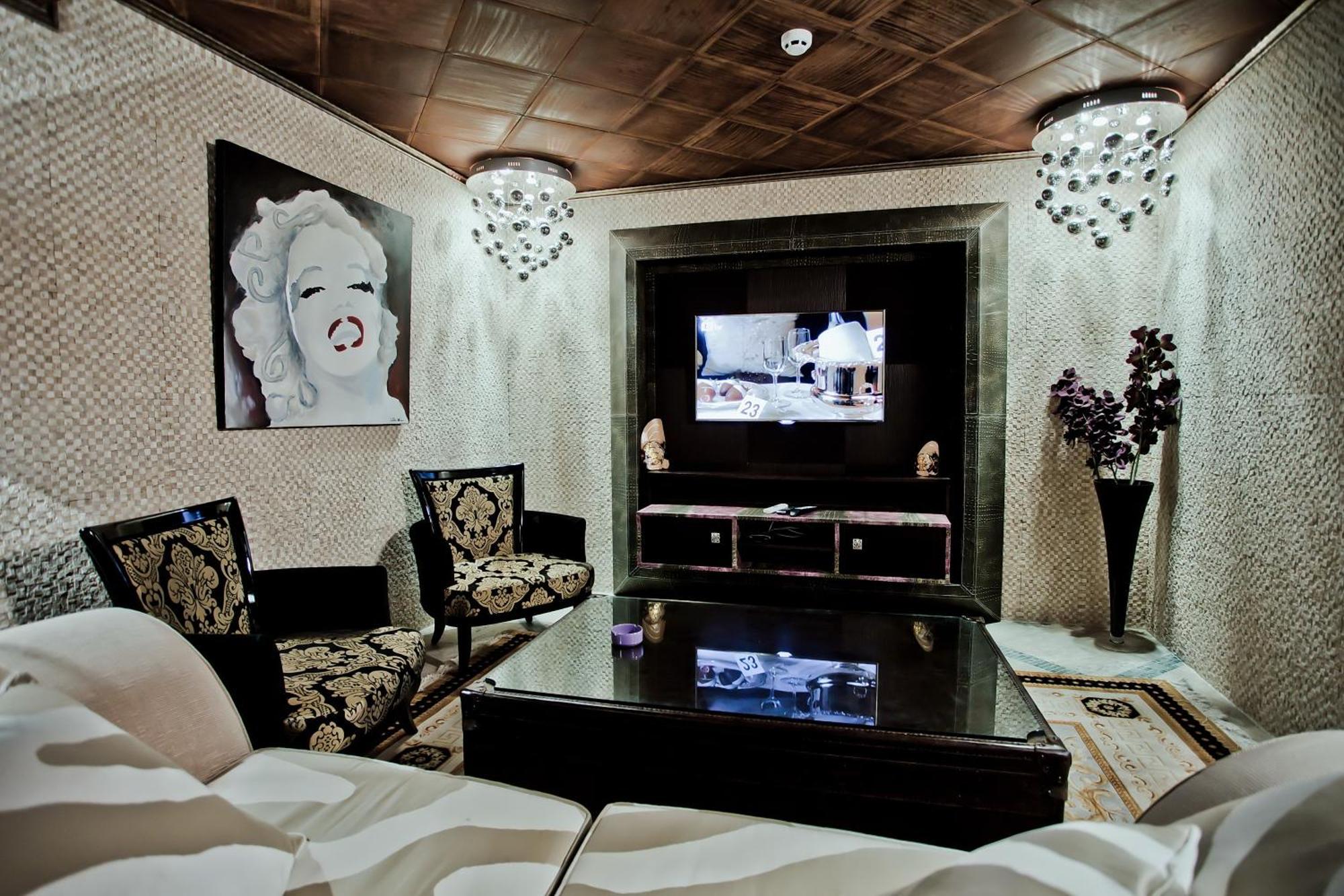 Royal Castle Design & Spa Elenite Phòng bức ảnh